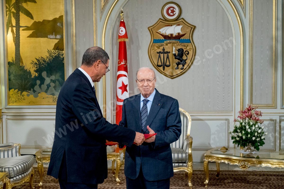 M30-000 Nomination de Habib Essid Premier ministre par BCE president 05012015