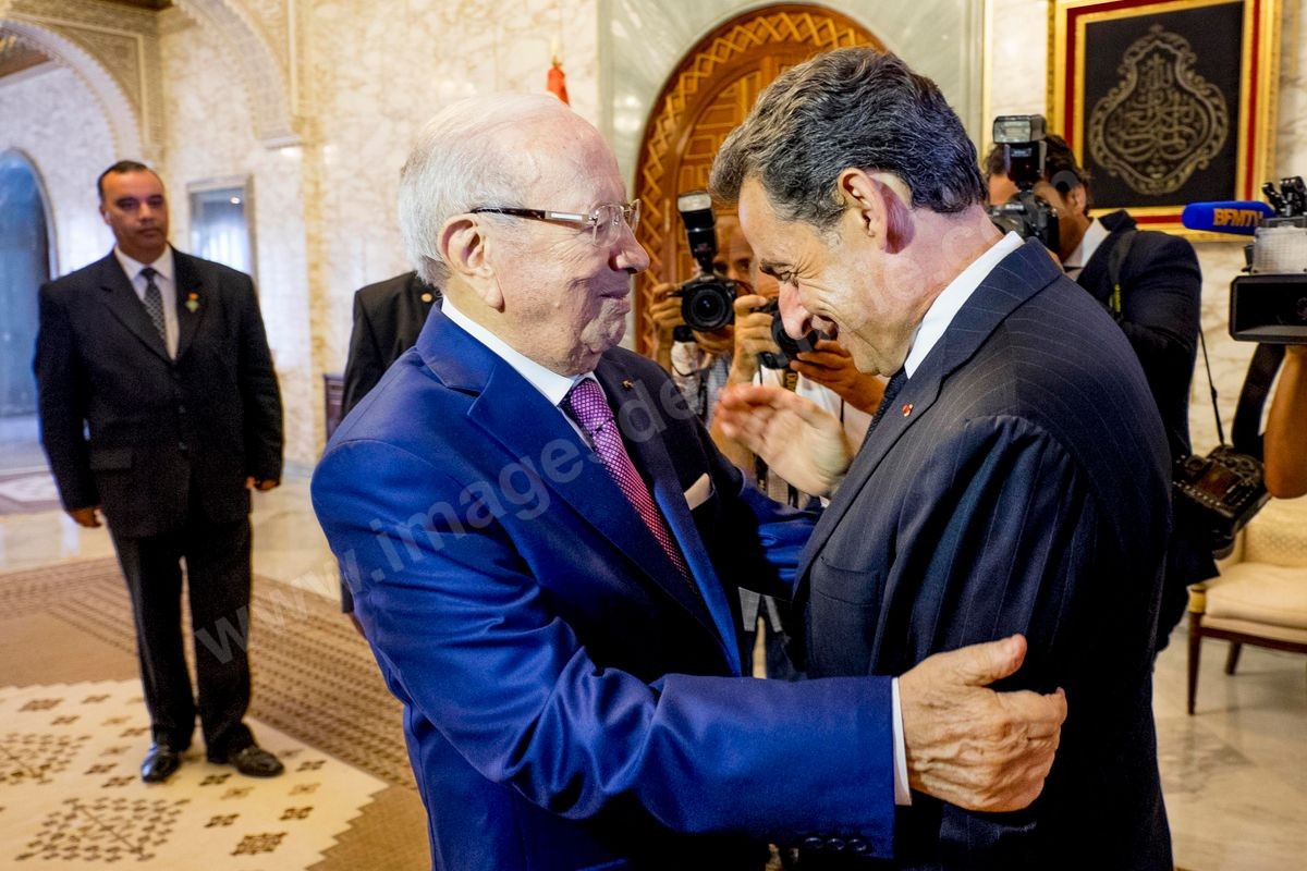 M32-000 Viste de Nicolas Sarkozy Tunis 20072015