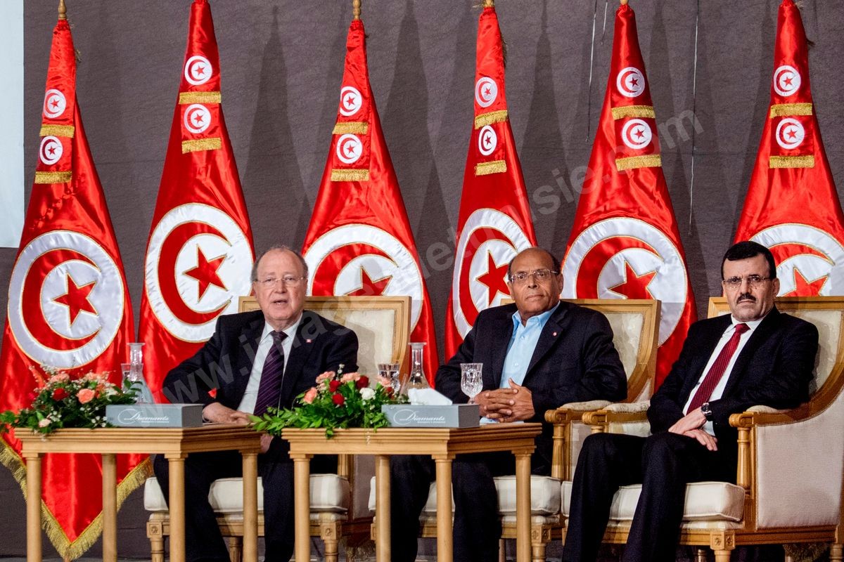 M32-600 PRIX NOBEL PAIX TUNISIE 09102015